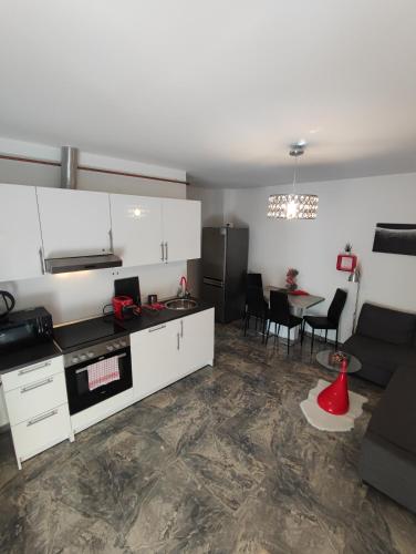 Foto RYB Lofts - Modern Comfort by Downtown BP 3