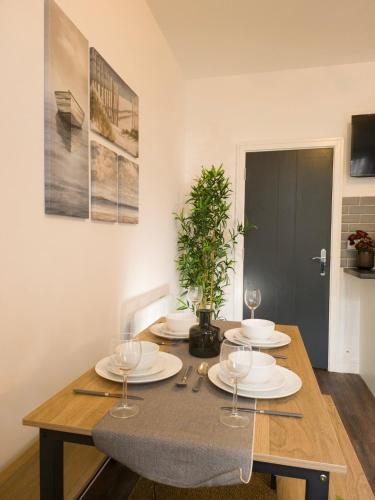 Principality Suites; One Bed By Property Promise photo 11