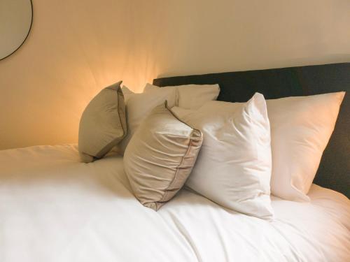 Principality Suites; One Bed By Property Promise photo 17
