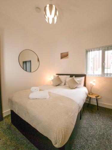 Principality Suites; One Bed By Property Promise photo 16