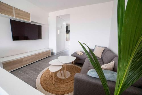 Televisyen dan/atau pusat hiburan di The Sunny Flair, Relaxing Experience