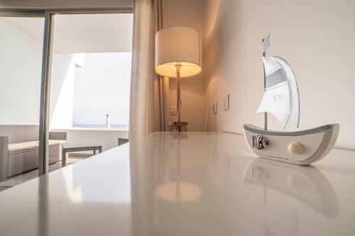 The Sunny Flair, Relaxing Experience