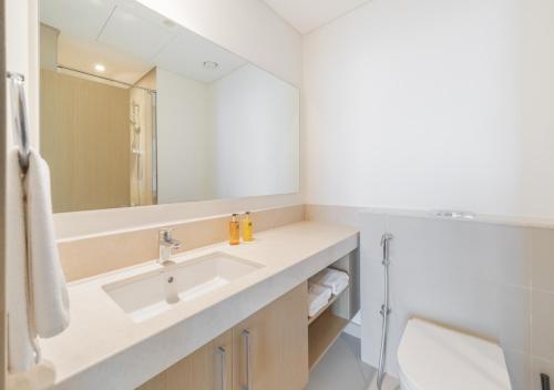 Bagno di EDEN'S Homes & Villas - 52-42 Emaar