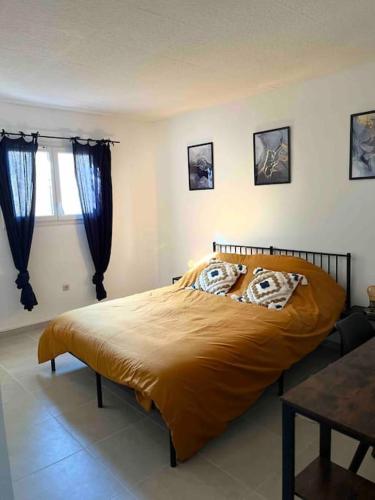 Joli T3 dans villa avec jardin et parking