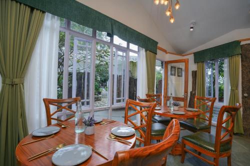 Et opholdsområde på Summit Bougainvillea Tea Resort