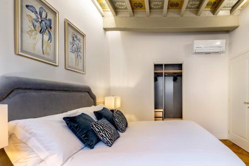 Genteel Home Giraldi