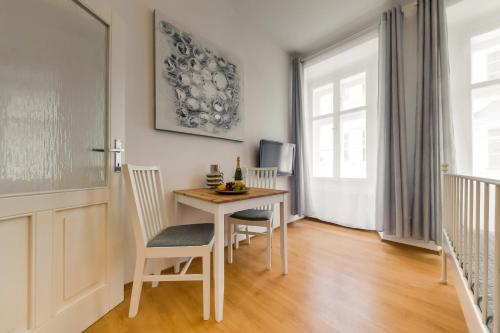 Gambar di galeri bagi King´s Road Residence di Prague
