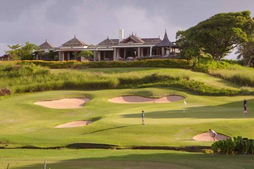 Gallery image of Avalon Golf Villa in Bois Chéri