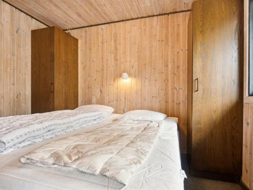 Postel nebo postele na pokoji v ubytování Holiday Home Aike - 100m to the inlet in The Liim Fiord by Interhome