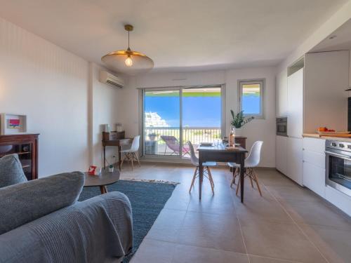 Apartment Les Grenadines-6 by Interhome