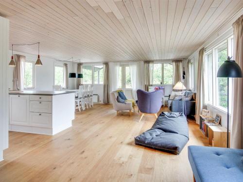 Et opholdsområde på Holiday Home Aleko - 2-5km from the sea in Western Jutland by Interhome