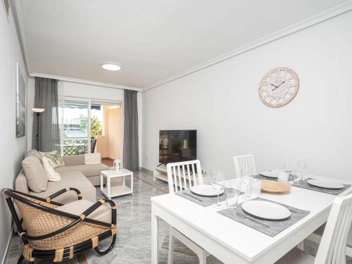 Apartment Lorcrimar III by Interhome