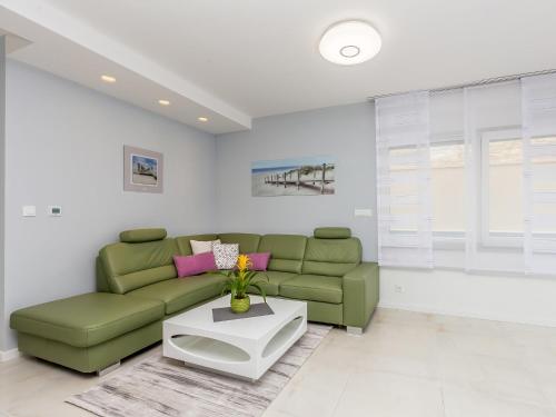 Holiday Home Nika by Interhome