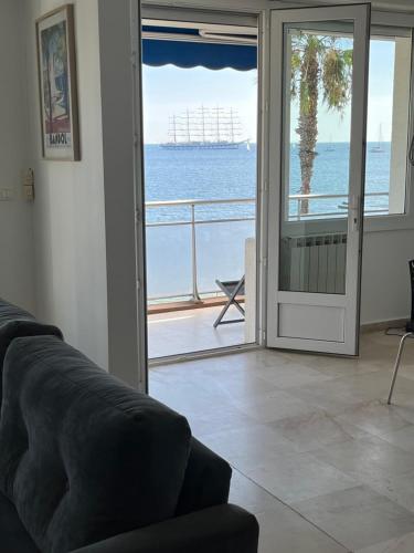 Gallery image of Bandol le grand horizon in Bandol