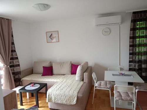 Χώρος καθιστικού στο Apartman Vera