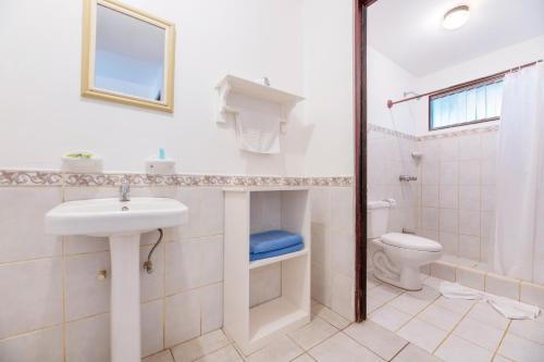 Koupelna v ubytování Hotel & Villas Tangerí