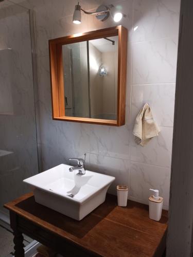 Koupelna v ubytování La Huppe