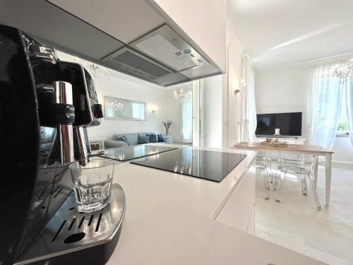 Η κουζίνα ή μικρή κουζίνα στο VILLA GIANNI - lux. apt. ROMA -5*