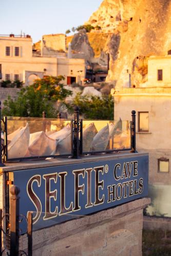 Фотография из галереи Cappadocia Fairy Chimneys Selfie Cave Hotels - Special Class в городе Учхисар