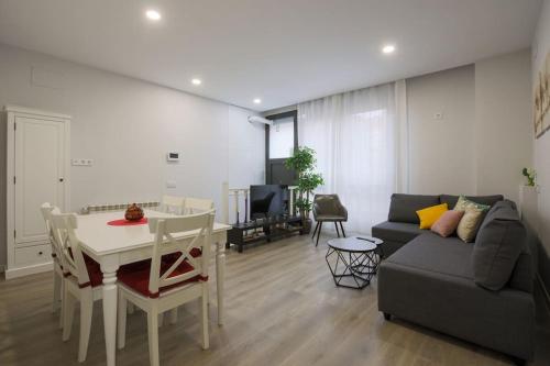 Amplio apto 2 hab a 20min de Puerta del Sol