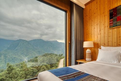Lady Hill Sapa Resort — View (from property/room)