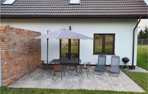 Kawasan patio atau luaran di 3 Bedroom Gorgeous Home In Piszewo