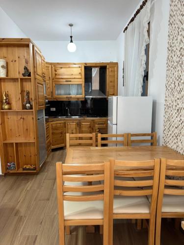 Gjindali's Apartament - Image 2