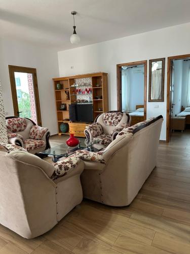 Gjindali's Apartament - Image 5