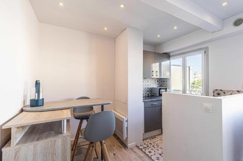 Magnificent studio with terrace - center of Cannes