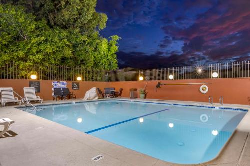 Best Western Los Angeles Worldport Hotel Image