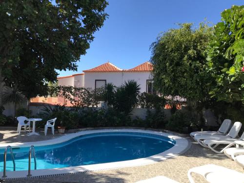 Las Americas Family Inn