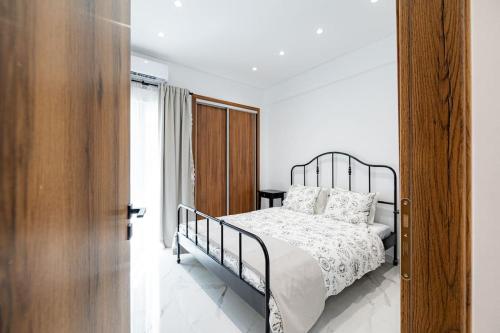 Spacious and modern flat at Koukaki, near Acropolis