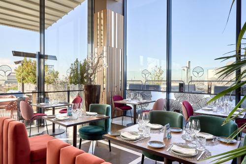 Coin salon dans l'établissement VP Plaza España Design