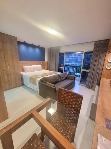 巴西利亞的住宿－Vision Executive Premium Esplanada，酒店客房,配有床和沙发