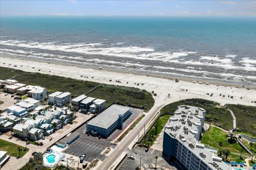 an aerial view of the beach and the ocean at Seaside Boutique Hotel, Waves At Your Doorstep in Port Aransas