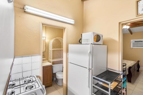 Η κουζίνα ή μικρή κουζίνα στο Caribbean View for You condo