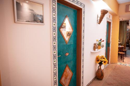 Μια τηλεόραση ή/και κέντρο ψυχαγωγίας στο B&B Villa Anna