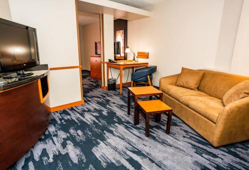 Fairfield Inn & Suites by Marriott San Antonio Downtown/Alamo Plaza Image