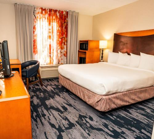 Postel nebo postele na pokoji v ubytování Fairfield Inn & Suites by Marriott San Antonio Downtown/Alamo Plaza