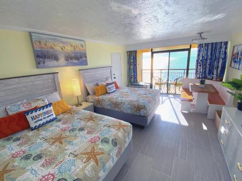 New ! Ocean Reef Resort-Unique Renovated Oceanfront Condo -Free parking - Amazing pools & Views photo 26
