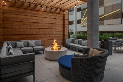 Homewood Suites By Hilton Charlotte Uptown First Ward Image