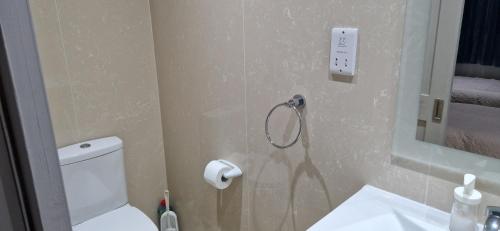 Koupelna v ubytování Modern 4-Bed Home in Ix-Xaghra Valley view Pool