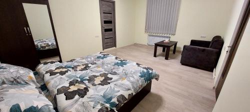 American Residence – Photos 2