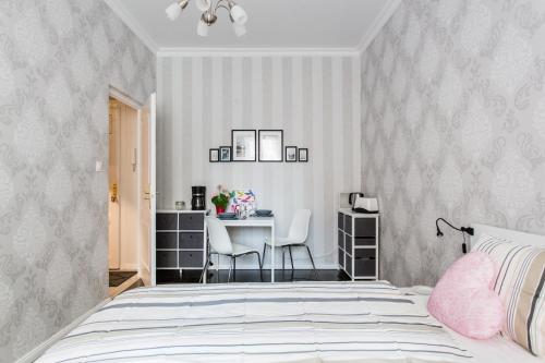 The Little Pearl close to Westend