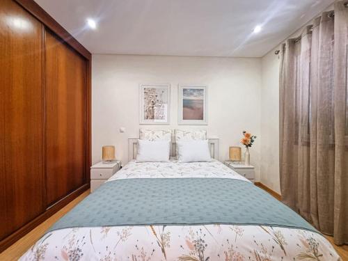 Ένα ή περισσότερα κρεβάτια σε δωμάτιο στο Casa Cais Novo