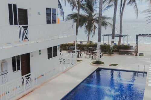 Kolam renang di atau dekat dengan Hotel San Luis Beach House By OxoHotel