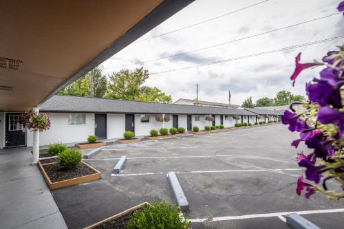 Butler Inn – Photos 2