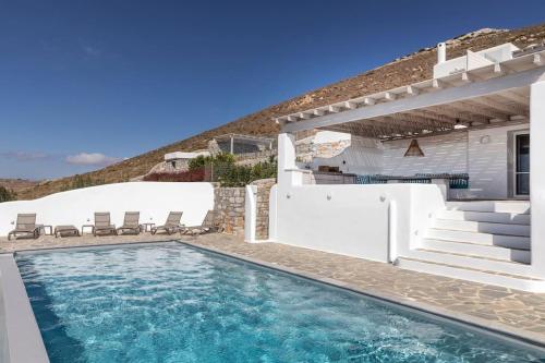 Sunset Villa