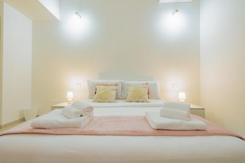 Katil atau katil-katil dalam bilik di La casa di Alessia nel centro di Como - Alessiatravelling