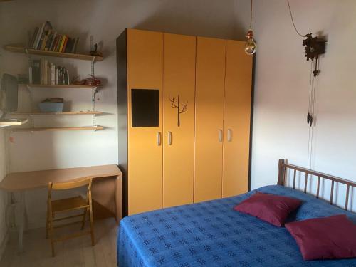 A bed or beds in a room at fabio strano